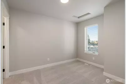 12814 66th Avenue S, Seattle, WA 98178 - Photo 28