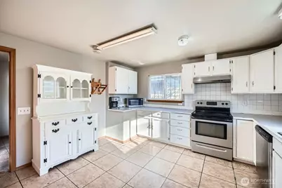 5525 Renton Avenue S, Seattle, WA 98118 - Photo 4