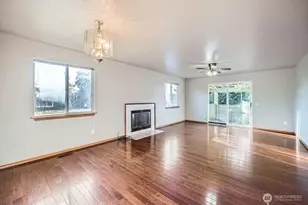 5525 Renton Ave S, Seattle, WA 98118 - Photo 2