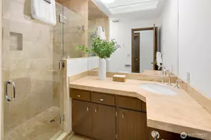 3051 44th Ave W, Seattle, WA 98199 - Photo 18
