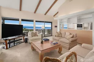 231 Skyline Dr, Edmonds, WA 98020 - Photo 16