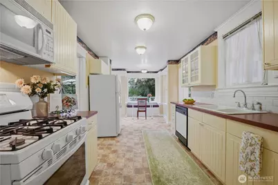 919 20th Avenue S, Seattle, WA 98144 - Photo 12