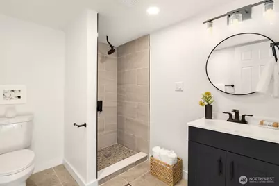 935 N 92nd Street, Seattle, WA 98103 - Photo 32