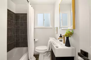 935 N 92nd St, Seattle, WA 98103 - Photo 8