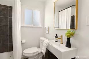 935 N 92nd St, Seattle, WA 98103 - Photo 10