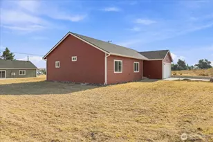 621 SW Pope Ave, Wilbur, WA 99185 - Photo 4