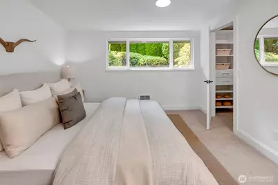 2434 73rd Avenue SE, Mercer Island, WA 98040 - Photo 16