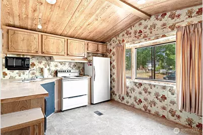 1771 Judkins Street, Wenatchee, WA 98801 - Photo 8