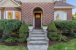 1135 NE Birch St, Camas, WA 98607 - Photo 2