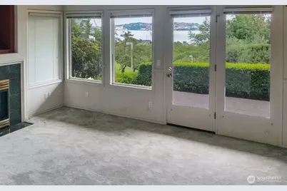 2349 SW Harbor Avenue SW #101, Seattle, WA 98126 - Photo 6