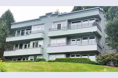 2349 SW Harbor Avenue SW #101, Seattle, WA 98126 - Photo 2