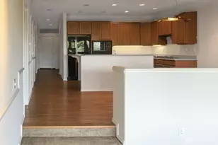 2349 SW Harbor Ave SW, Seattle, WA 98126 - Photo 8