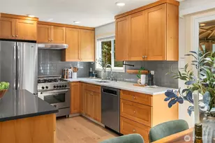 8003 NE 128th St, Kirkland, WA 98034 - Photo 16