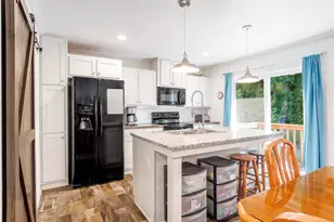 2090 E Crestview Dr, Shelton, WA 98584 - Photo 10