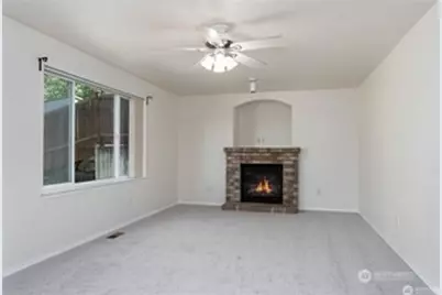 520 S 53rd Place, Renton, WA 98055 - Photo 2