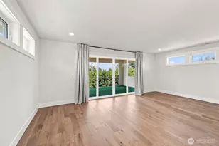 8121 35th St W, University Place, WA 98466 - Photo 18