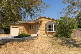 988 Ridgeway Dr, Oak Harbor, WA 98277 - Photo 1