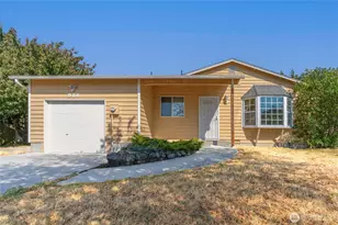 988 Ridgeway Dr, Oak Harbor, WA 98277 - Photo 2