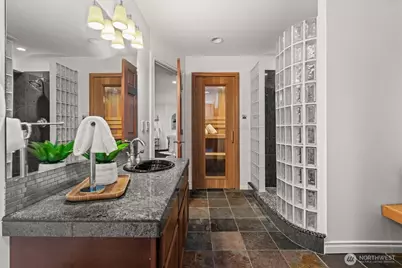 6803 Cascade Avenue, Gig Harbor, WA 98335 - Photo 32