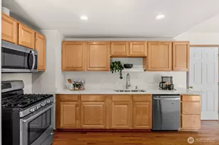 833 S Meyers, Tacoma, WA 98465 - Photo 14