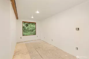 2448 Rocky Point Rd NW, Bremerton, WA 98312 - Photo 32