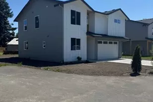 712 F and S Grade Rd, Sedro Woolley, WA 98284 - Photo 1