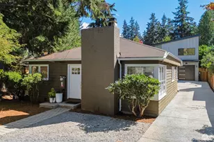 819 NE 100th St, Seattle, WA 98125 - Photo 16