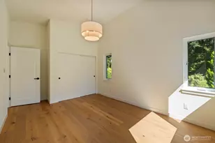 817 NE 100th St, Seattle, WA 98125 - Photo 20
