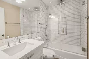 330 W Olympic Pl, Seattle, WA 98119 - Photo 10