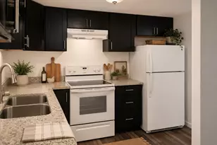 408 2nd St NW, Puyallup, WA 98371 - Photo 8