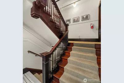 129 Warren Avenue N #G, Seattle, WA 98109 - Photo 14
