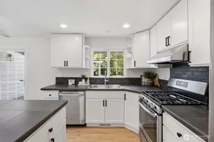 411 10th Ave, Kirkland, WA 98033 - Photo 12
