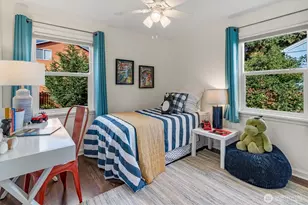 1022 NE 72nd St, Seattle, WA 98115 - Photo 12