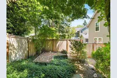 4170 244th Place SE, Sammamish, WA 98029 - Photo 18