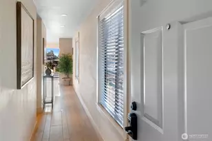 185 Madison Ave N, Bainbridge Island, WA 98110 - Photo 4