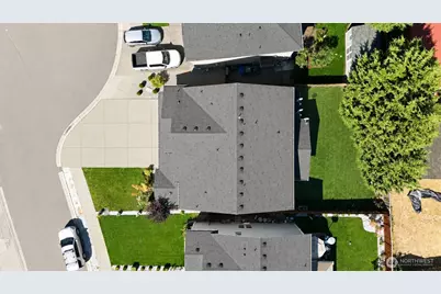 16305 25th Avenue Ct E, Tacoma, WA 98445 - Photo 32
