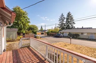 1305 Z St, Vancouver, WA 98661 - Photo 2