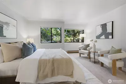 1266 Bellevue Way #4, Bellevue, WA 98004 - Photo 14