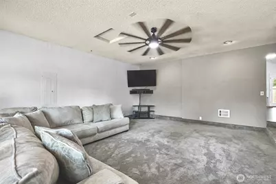 11510 SE 215th Street, Kent, WA 98031 - Photo 14