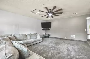 11510 SE 215th St, Kent, WA 98031 - Photo 14
