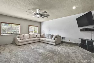 11510 SE 215th St, Kent, WA 98031 - Photo 12
