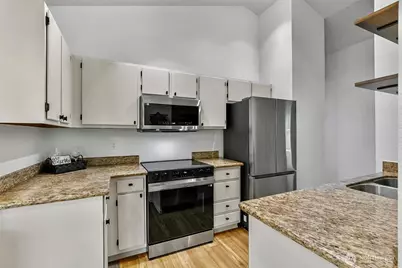 11510 SE 215th Street, Kent, WA 98031 - Photo 8