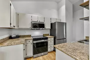 11510 SE 215th St, Kent, WA 98031 - Photo 8