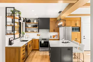 9047 51st Ave NE, Seattle, WA 98115 - Photo 10