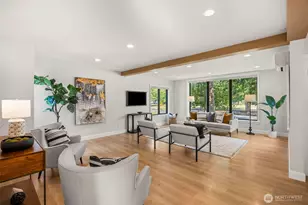 9047 51st Ave NE, Seattle, WA 98115 - Photo 4