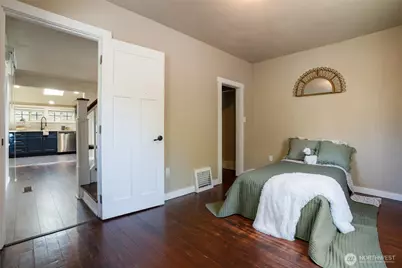 735 S Summit Avenue, Bremerton, WA 98312 - Photo 16
