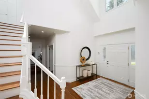 23837 SE 45th St, Sammamish, WA 98029 - Photo 2