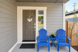 481 NE Ridgepoint Blvd, Belfair, WA 98528 - Photo 2