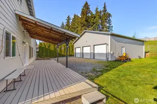 17505 38th Ave Ct E, Tacoma, WA 98446 - Photo 32