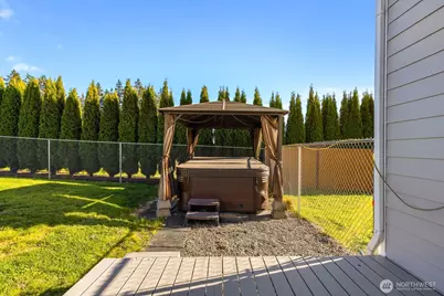 17505 38th Ave Ct E, Tacoma, WA 98446 - Photo 36